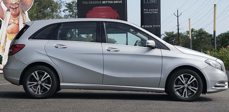 Mercedes Benz B-180